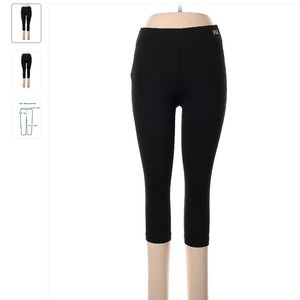 FILA Capri Workout Pants - Sz Medium